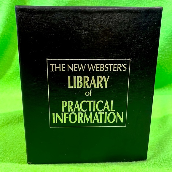 The New Webster’s Library of Practical Information 7 HC Book Box Set - Picture 2 of 6